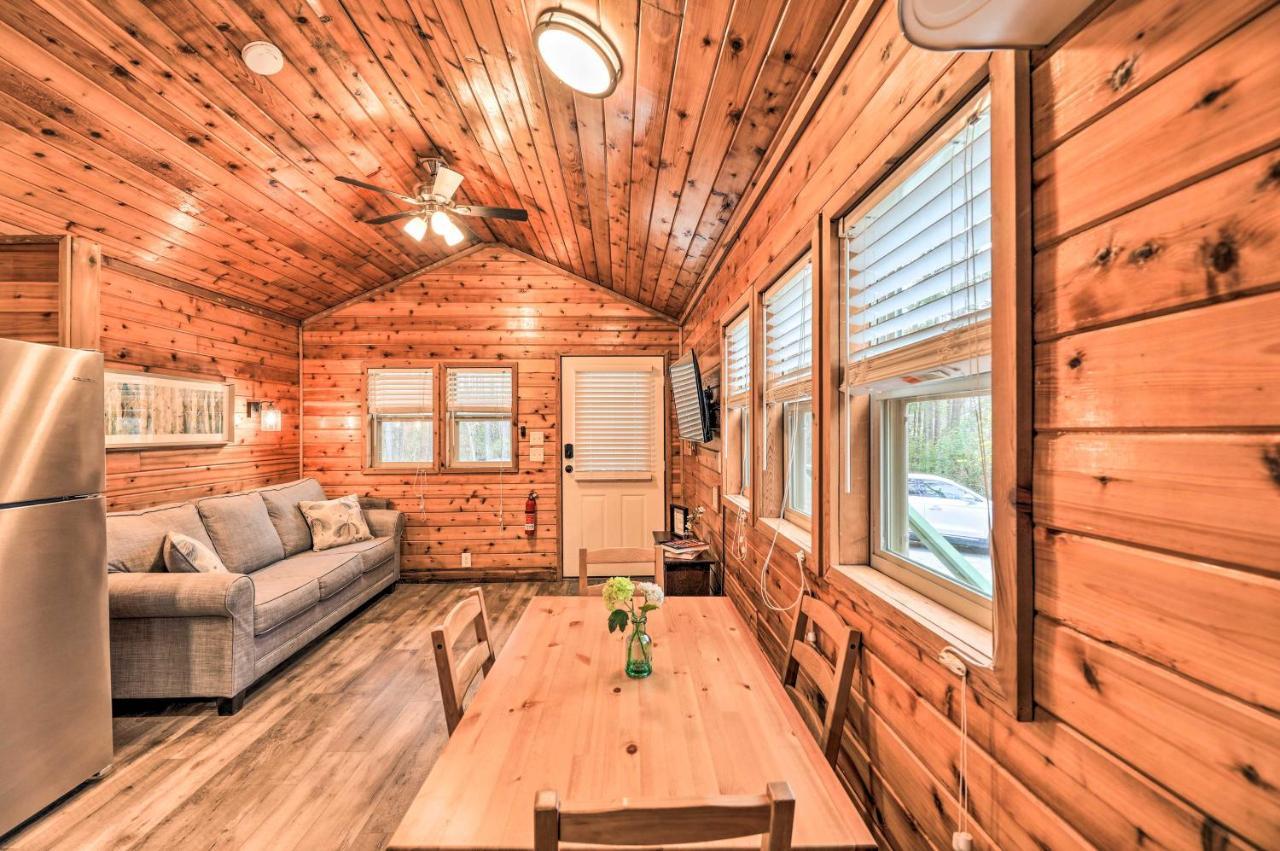 Charming New Bern Log Cabin - Pets Welcome! Eksteriør billede