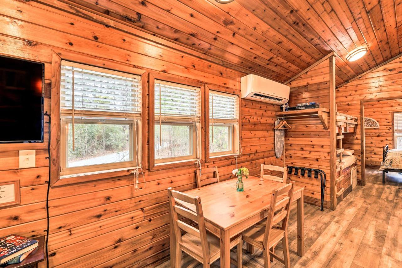 Charming New Bern Log Cabin - Pets Welcome! Eksteriør billede