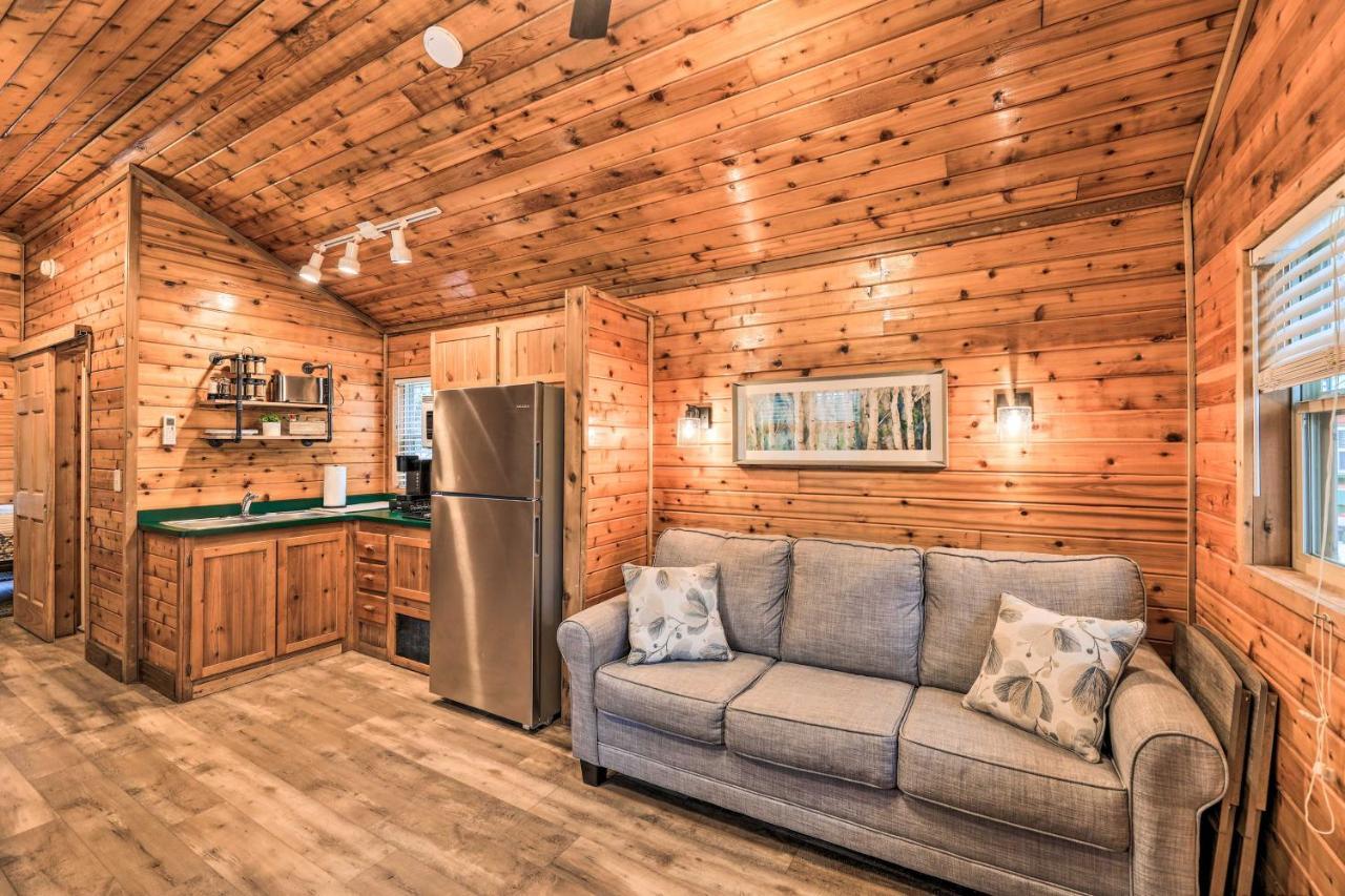 Charming New Bern Log Cabin - Pets Welcome! Eksteriør billede