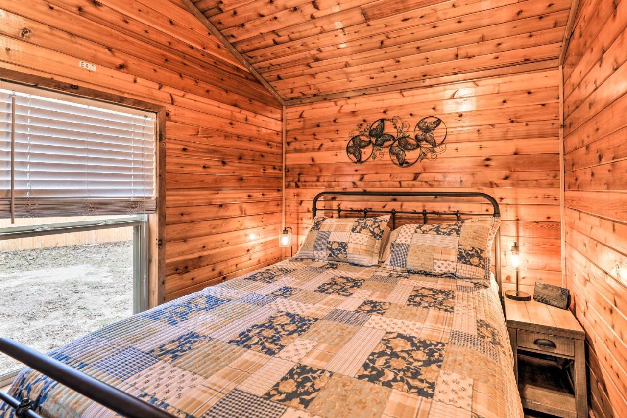Charming New Bern Log Cabin - Pets Welcome! Eksteriør billede